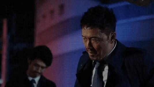 63岁苗侨伟依旧帅气，新剧收视率直达2.2亿！演技“吊打”男主