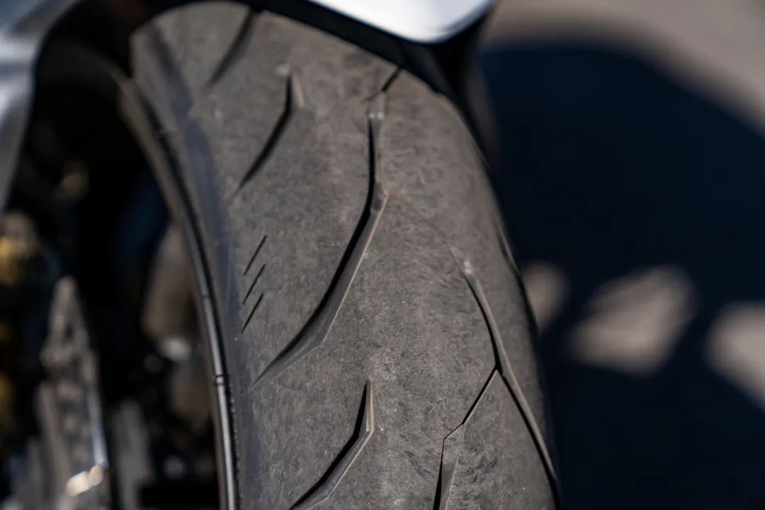 光阳400踏板摩托车测评,光阳krider400可以加装滑动离合器