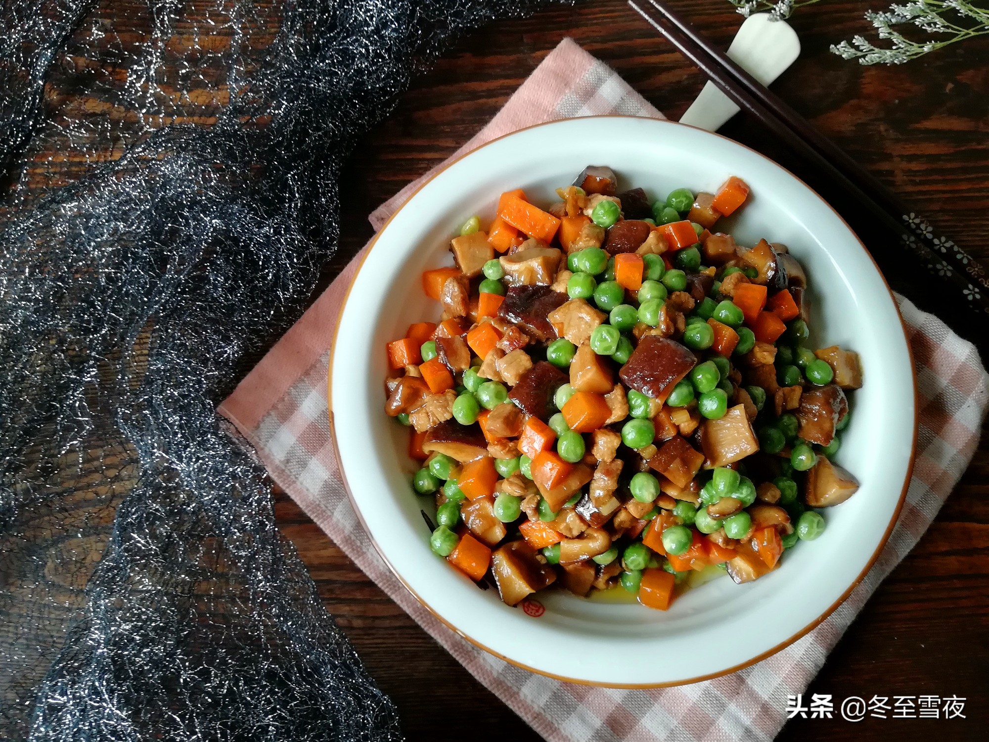 自己炒豌豆在哪里买干豌豆,肉末炒豌豆豌豆要不要焯水