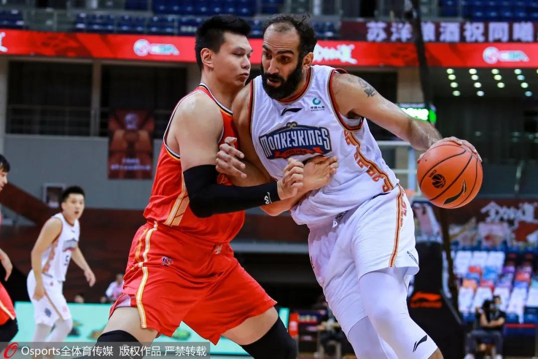 队长死里逃生完整视频,队长重伤出院电视剧