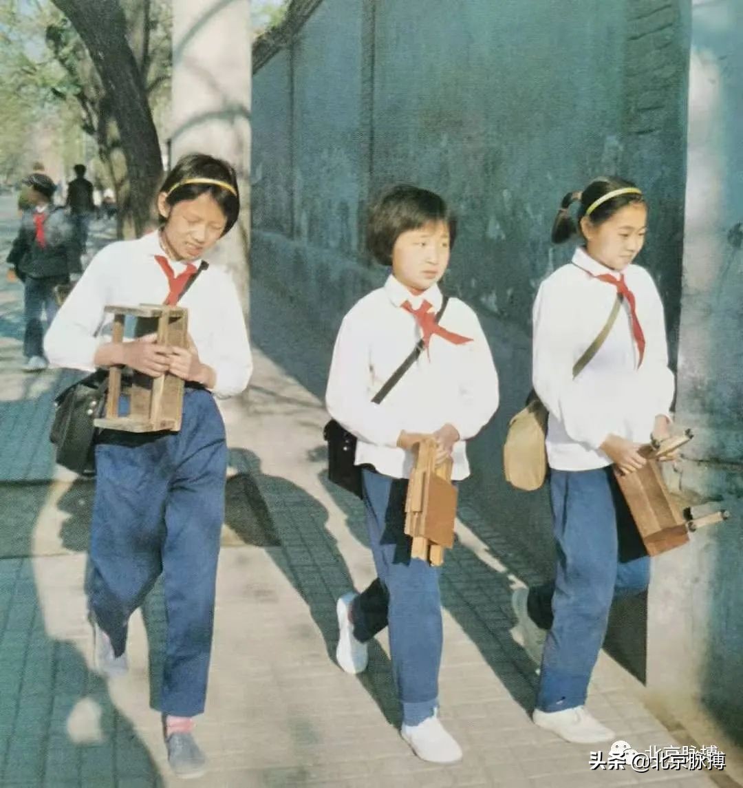 记忆中的北京绘画,这些画最能还原真实的老北京