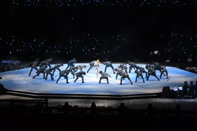 动次打次、动次打次……动动动动动动起来