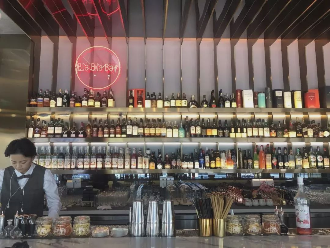 会逛首店，才是曲江最潮的人