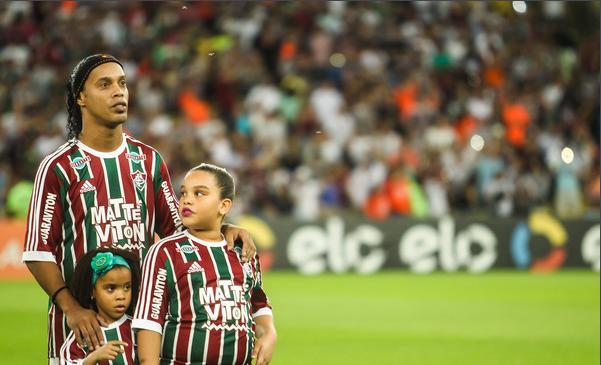 小罗世界足球先生,小罗第二次加冕足球先生