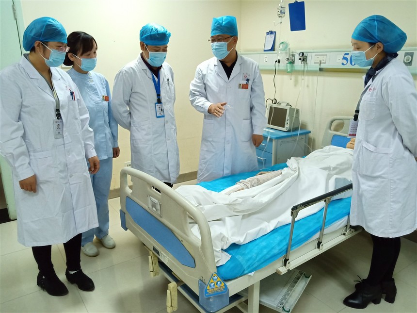 河南卫视健康栏目,郑州助力复工复产爱心企业在行动