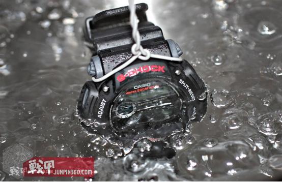 casio卡西欧户外登山运动表,卡西欧七年电力复古手表橙色测评