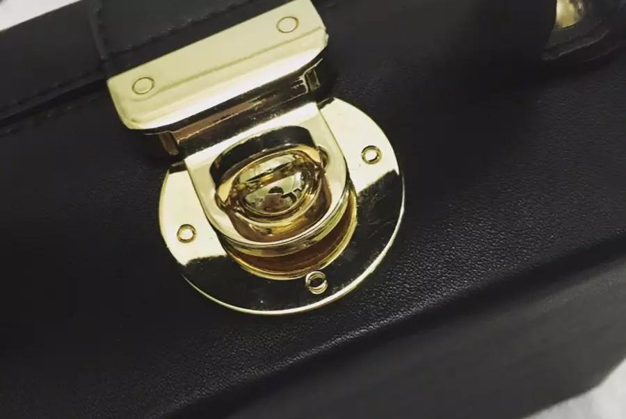 女孩子需不需要一个贵的包,女人一般买什么价位的包