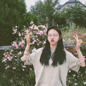 金盆洗手的女神偷为了保守惊世秘密居然干起了这个！