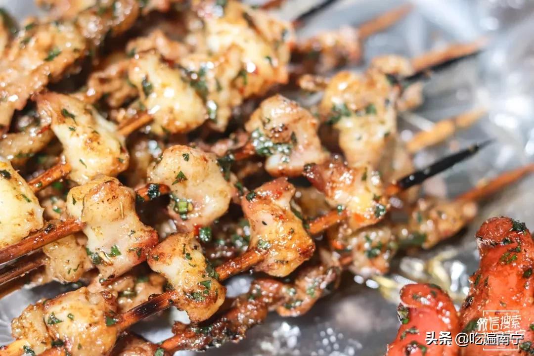 南宁东盟商务区烧烤摊,南宁2021烧烤店铺排行榜前十名