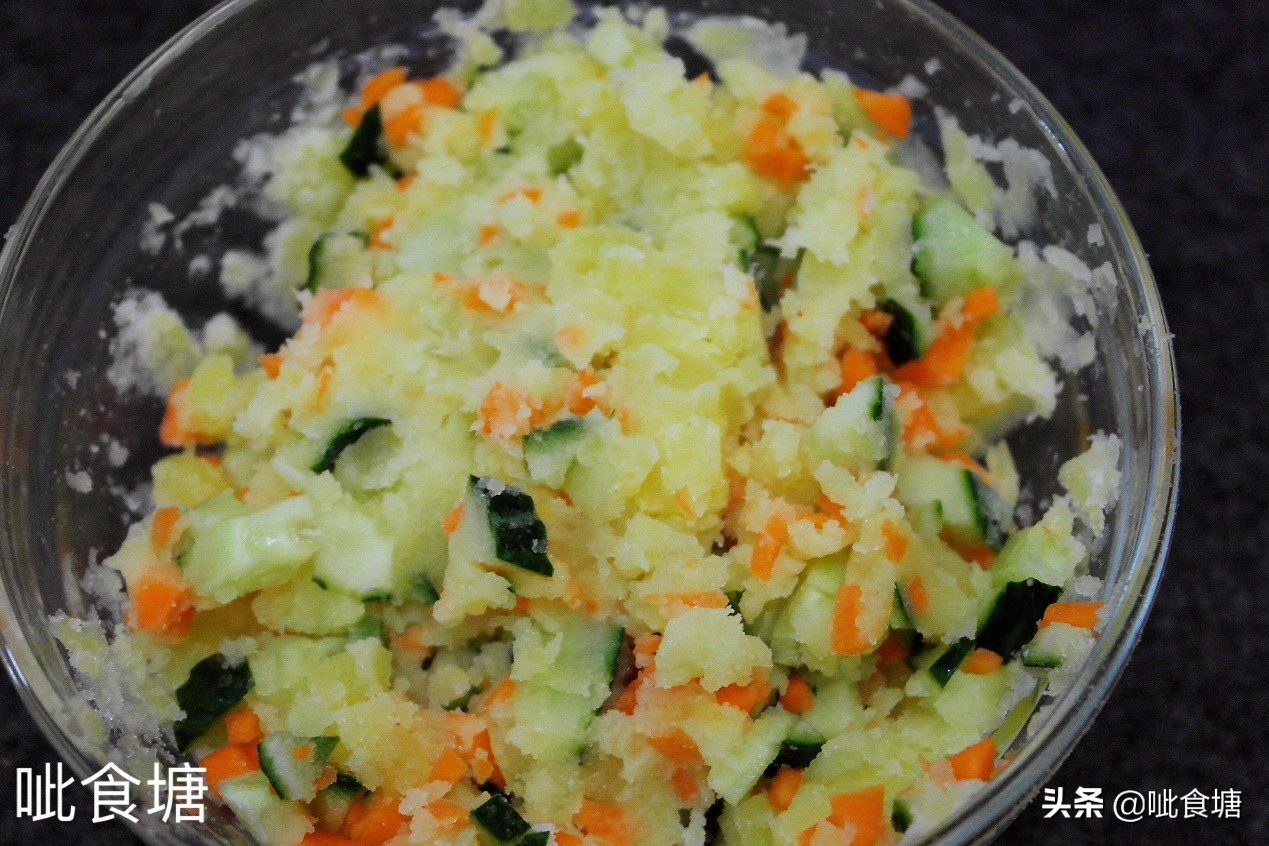 早餐吃什么营养又简单的煎饼,妈妈这样做煎饼又快又好吃