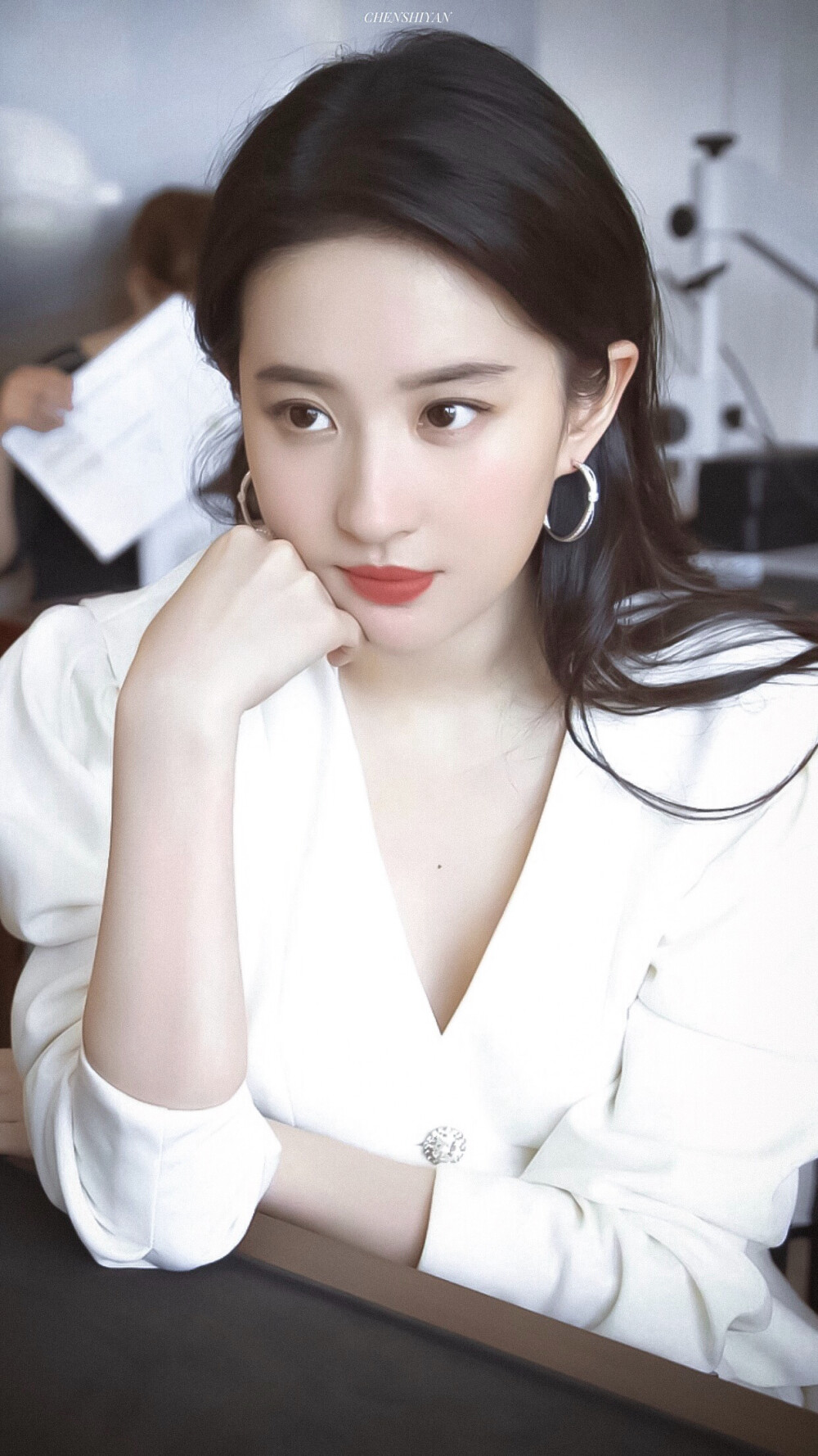 难怪代言要首选“三刘”，这3位的颜值和气质就没翻车过