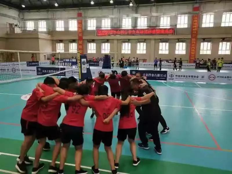 这个球赛真新鲜，你肯定没见过