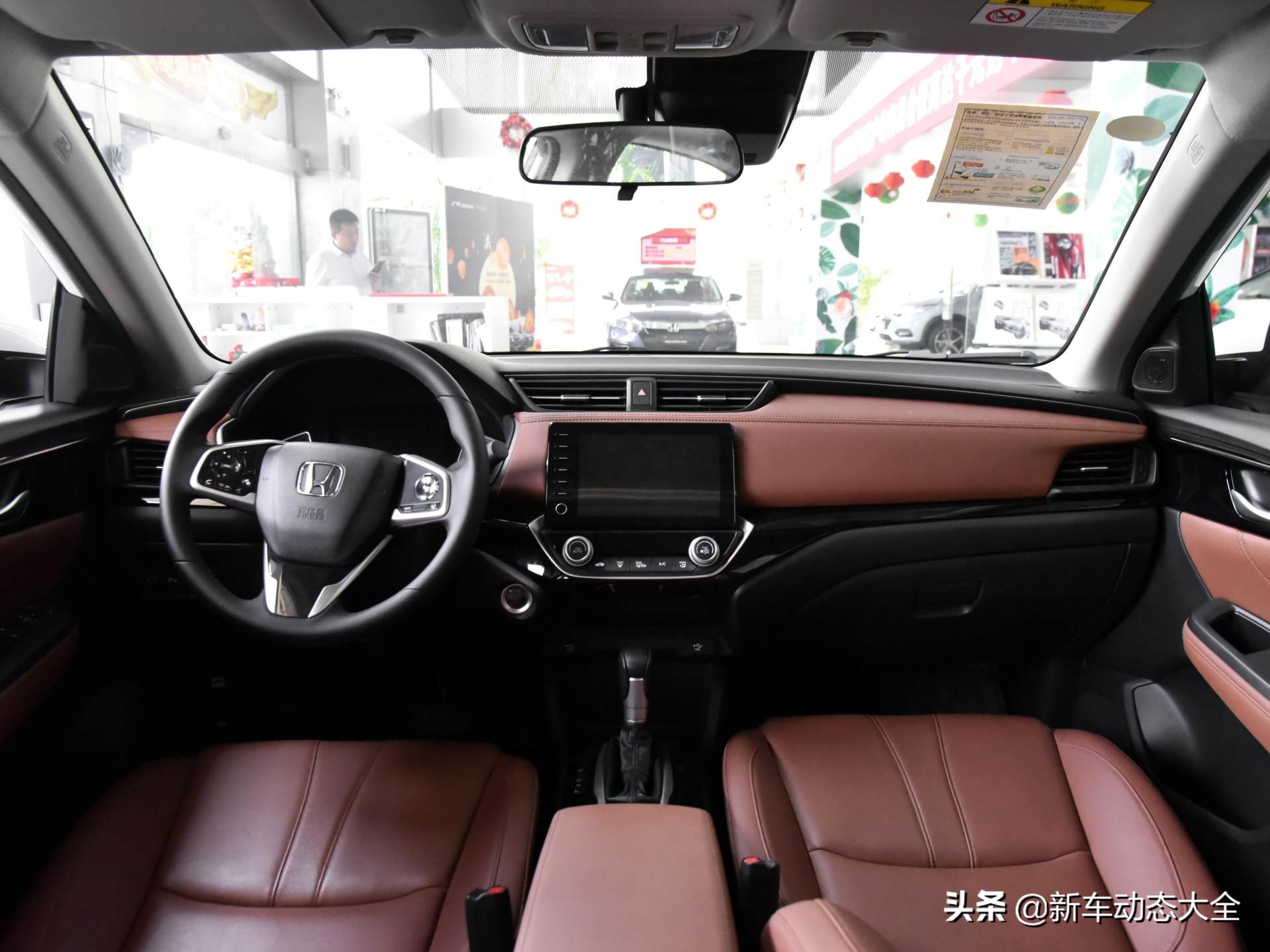 速腾跟凌派混动,凌派混动和速腾