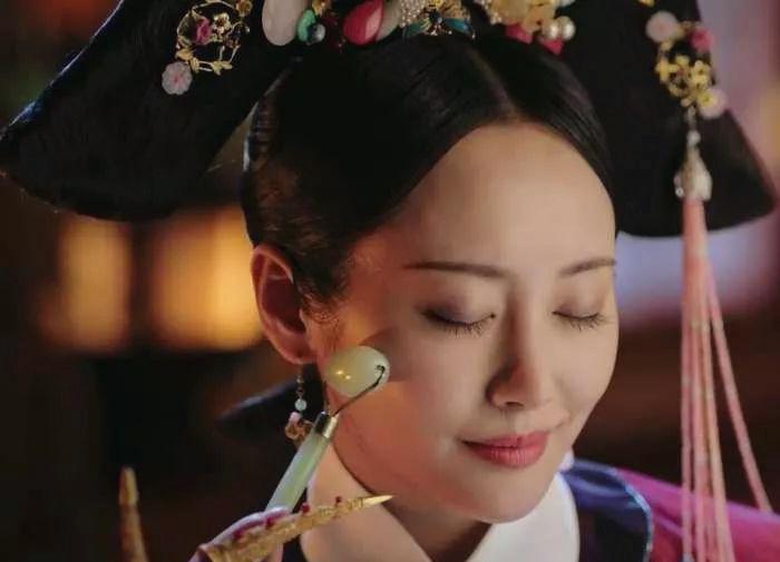 如懿传魏嬿婉头饰盘点,如懿传里面的魏嬿婉为何穿龙袍