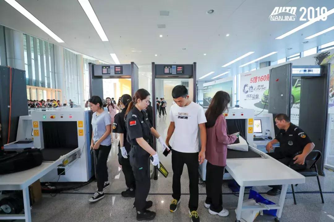 与国同庆扬帆起航,与国共庆视频