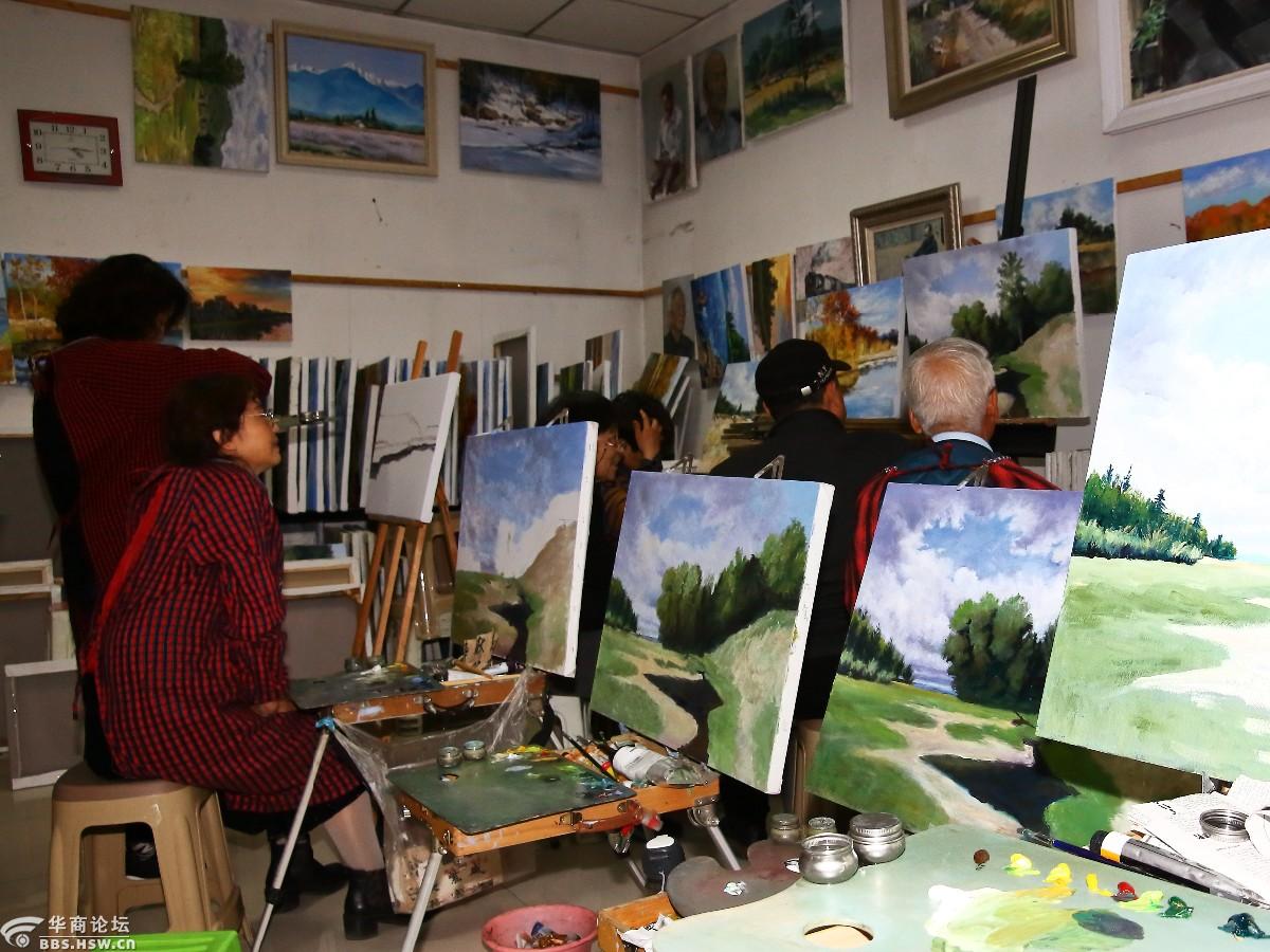 叶君川和他的老年油画班