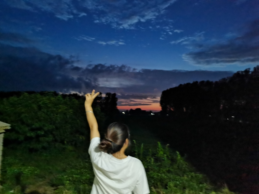 一个新疆回族姑娘的作品,一个回族女孩日常