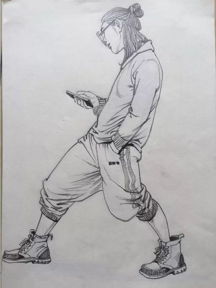 飞机杯被奶奶用来当袜子，这也太惨了吧