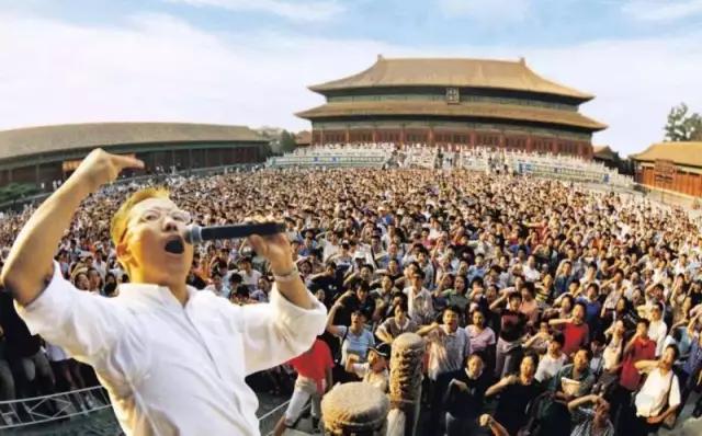 妻儿反目，合伙人出走！3亿人的英语教父，竟沦为成*学功**商人