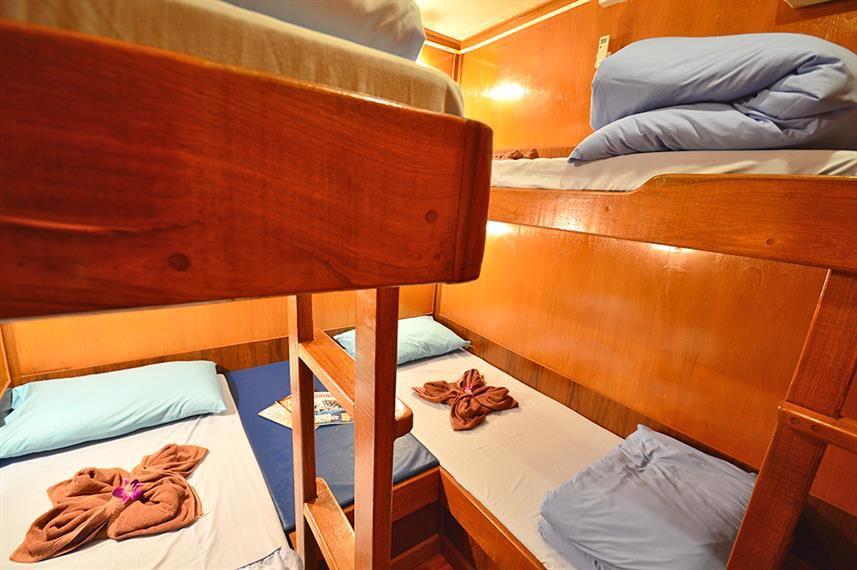 斯米兰船宿视频,斯米兰岛船宿