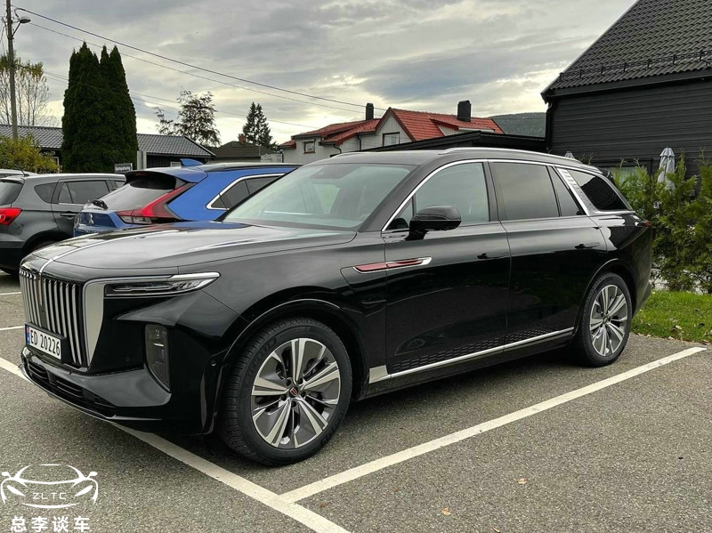 劳斯莱斯库里南中国价格,劳斯莱斯库里南2015二手价格