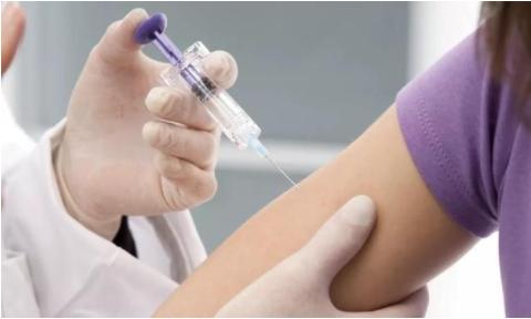 打过新冠疫苗胳膊酸沉怎么回事啊,新冠疫苗打的左胳膊怎么右胳膊疼