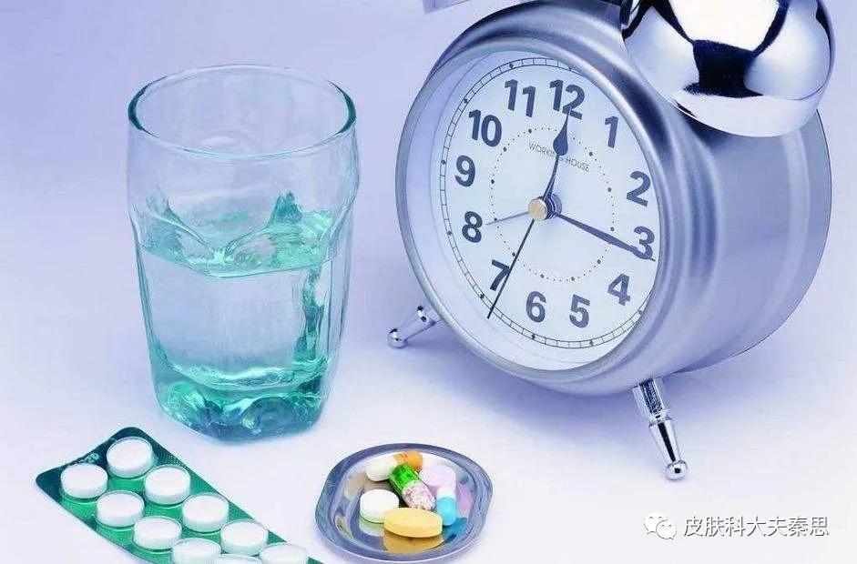 儿童头发掉了一大块怎么回事,梦到头发掉了一大块秃了