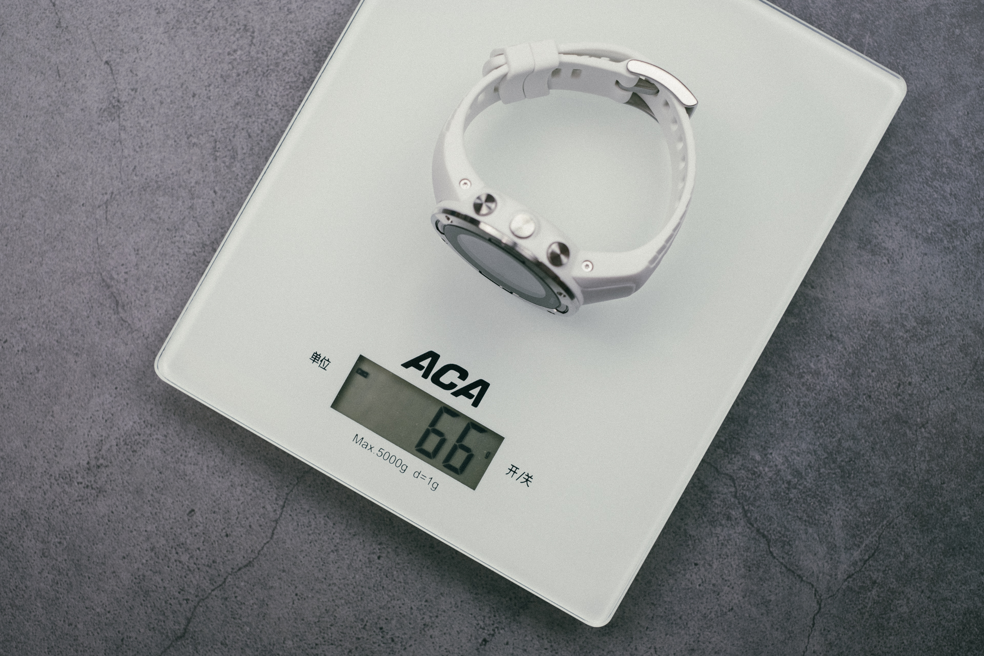 颂拓5黑白限量,颂拓suunto5智能运动手表