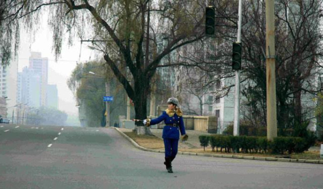 朝鲜看丹东的视角,朝鲜观察平壤姑娘的时尚超乎想象