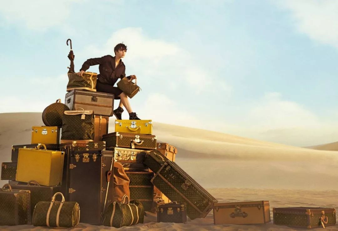 1990年代的lv旅行箱,lv旅行箱是皮的吗