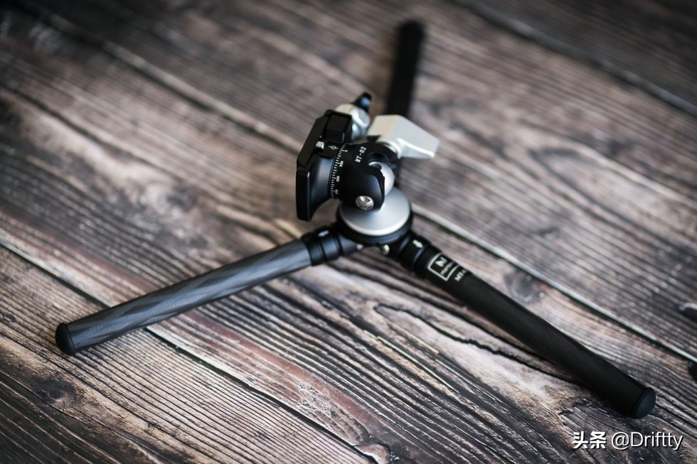 马小路三脚架02和06的区别,马小路mt2543三脚架测评