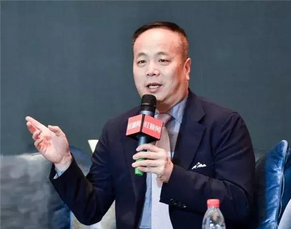 辞职开店亏得血本无归,辞职后靠摆摊月入五万