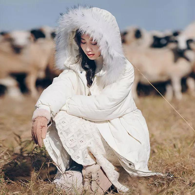羽绒服穿起来显瘦,韩版宽松过膝羽绒服怎么搭配