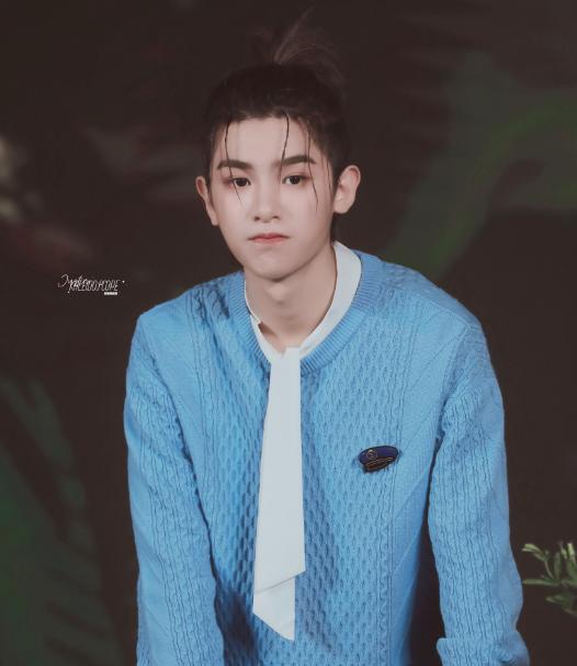 justin谈小鬼发型,justin小辫