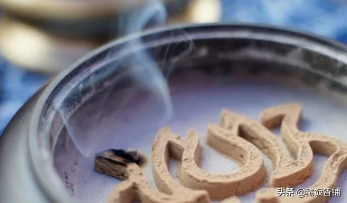 小叶紫檀与大红酸枝的区别,小叶紫檀和大红酸枝手串区别