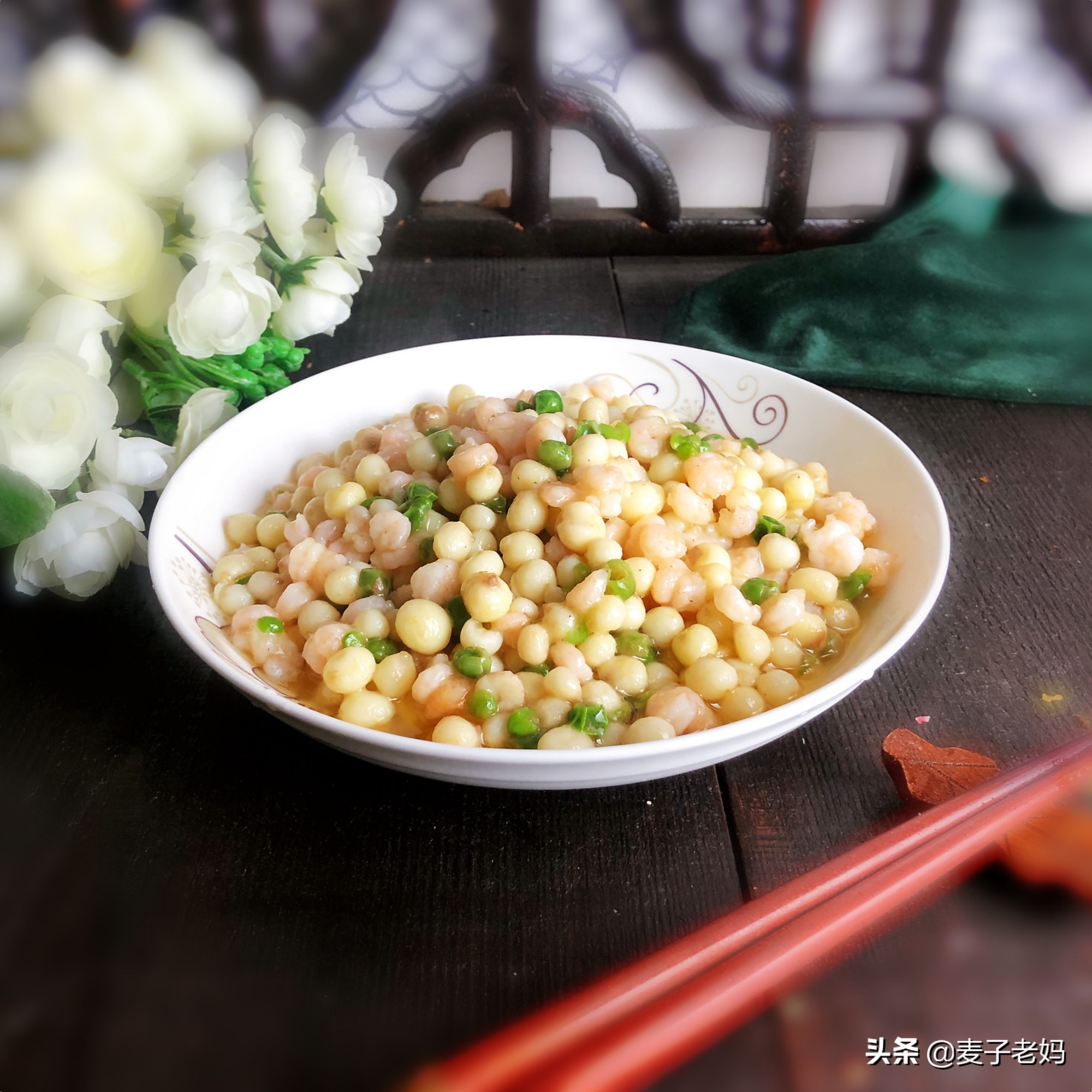 鸡头米炒虾仁酒店做法,鸡头米百合炒虾仁酒店做法