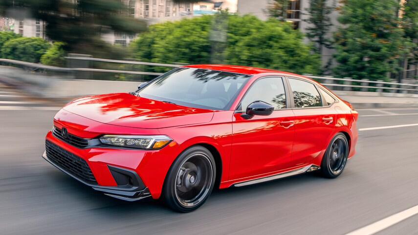 本田雅阁思域2023款哪款最值得买,本田思域顶配值得买还是买雅阁