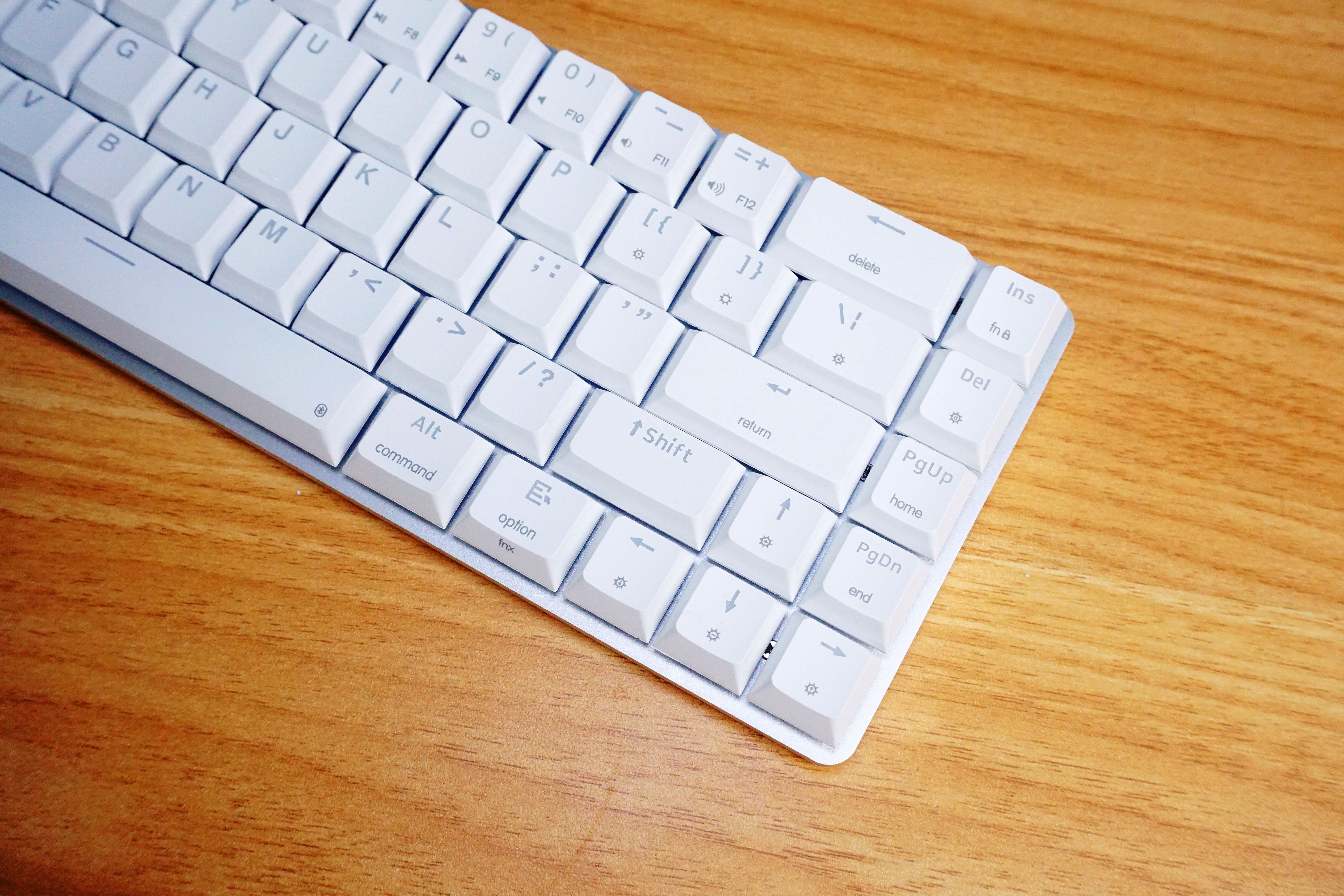 小呆虫机械键盘有线版本外观,小呆虫机械键盘有104键吗