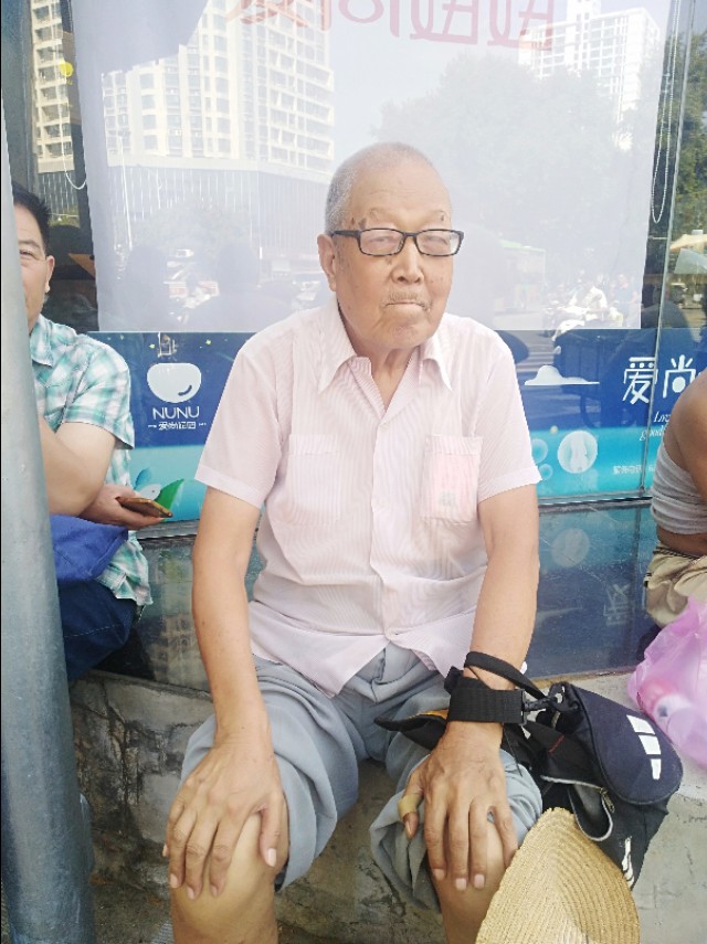 王玉：余沟初秋与老城老人