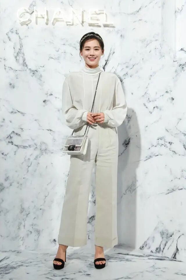 搭阔腿裤雪纺衫上衣新款时尚减龄,雪纺衫阔腿裤搭配大全