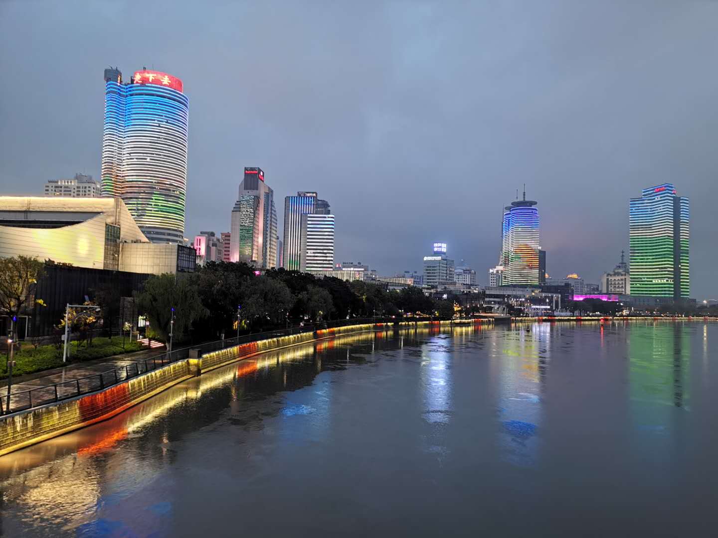 夜幕下的上海外滩,宁波老外滩景色