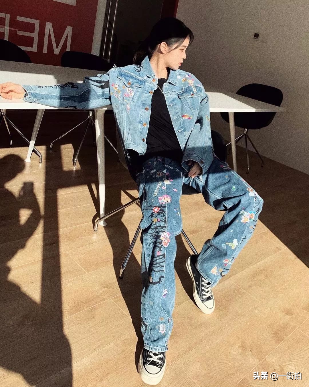 欧阳娜娜匡威搭配,欧阳娜娜穿匡威搭配西装