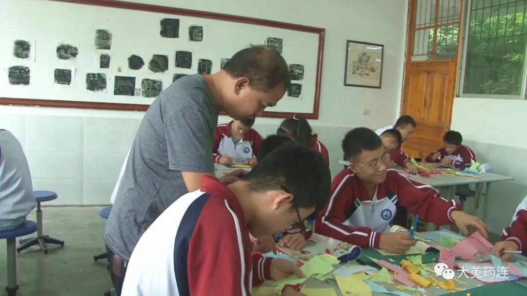 筠连改善基础设施,让农村学校发生“蝶变”!