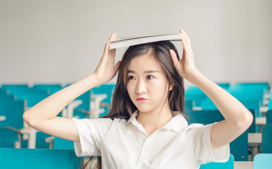 女生读技校学什么专业好比较吃香,10年后女生依然很吃香的专业