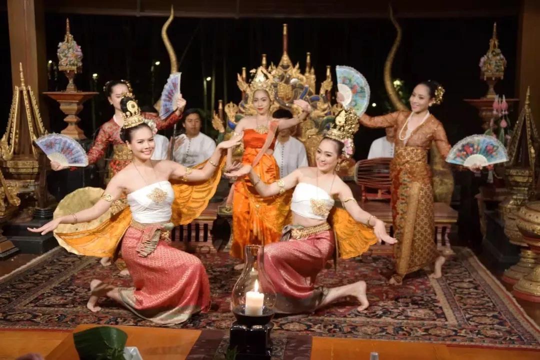 泰国清迈泼水节英文,泰国清迈泼水节自驾游