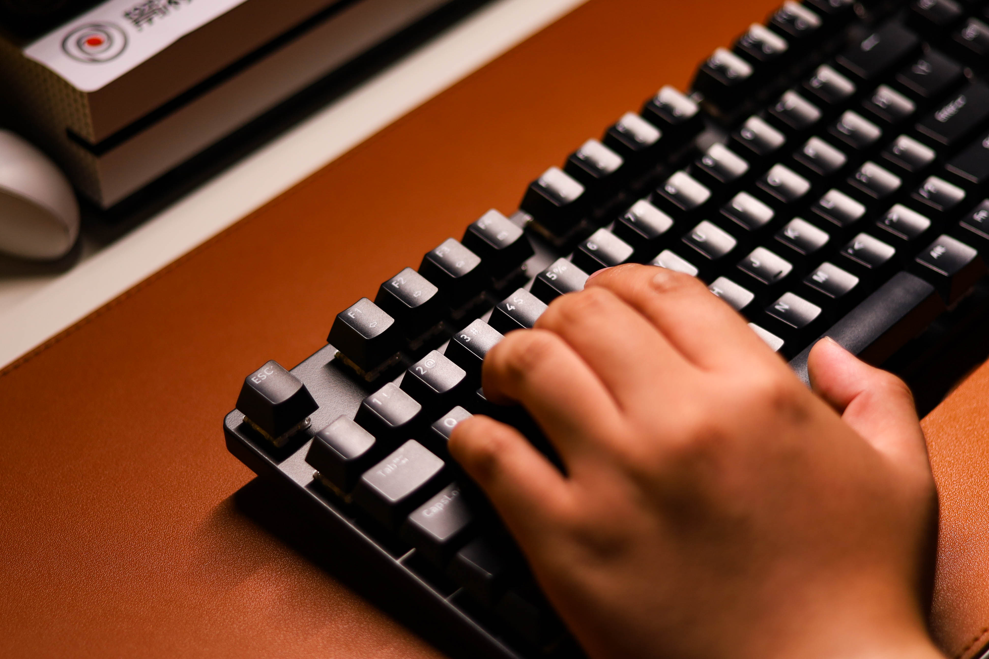 闆锋煆鐢电珵娓告垙澶栬瑁呭,闆锋煆鐢电珵澶栬