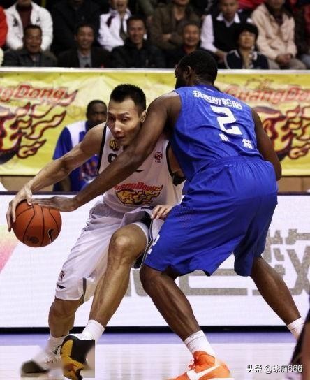 篮球黑哨规则,长知识的通俗解释