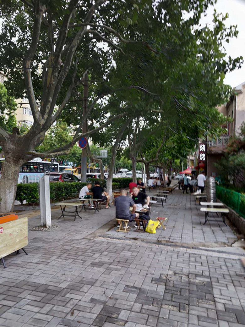 青岛啤酒屋正宗吗,青岛啤酒屋怎么消费便宜