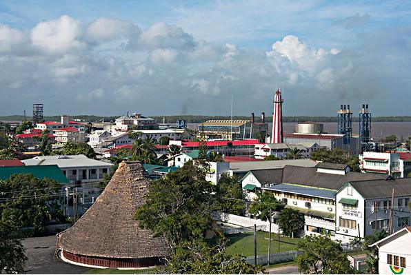 南美一国家心甘情愿被占领:80%的公民拒绝独立,看了GDP就懂了