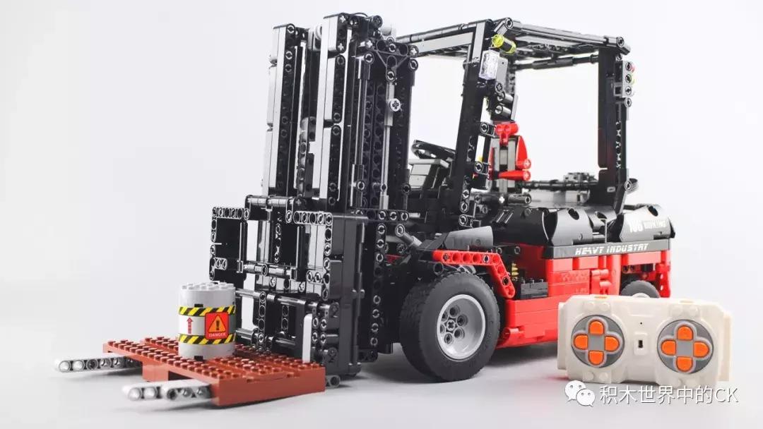 宇星模王2024新品堆高车,宇星模王积木回力车